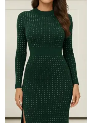 Kadın Uzun Kollu Bisiklet Yaka Taşlı Midi Kadife Elbise