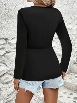 Kadın Uzun Kollu Dekolteli Sarmal Detaylı Viskon Bluz