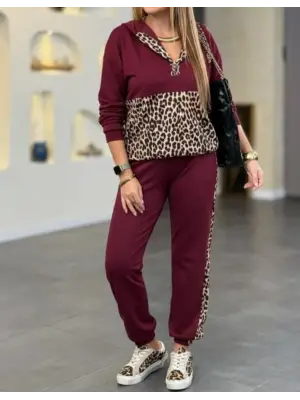Kadın Uzun Kollu Kapşonlu Leopar Desen Detaylı Viskon Iki Iplik Bluz Ve Pantolon Ikili Takım