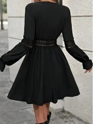 Kadın Uzun Kollu Kruvaze Yakalı Dantelli Fermuar Detaylı Kısa Ithal Krep Elbise