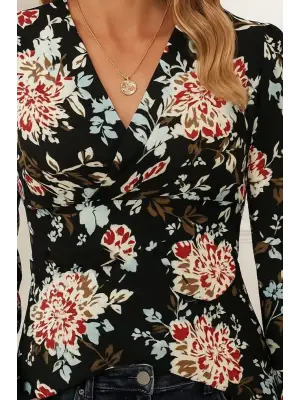 Kadın Uzun Kollu Kruvaze Yakalı Kelebek Desenli şardonlu Dalgıç Bluz