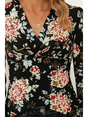 Kadın Uzun Kollu Kruvaze Yakalı Kelebek Desenli şardonlu Dalgıç Bluz