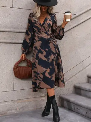 Kadın Uzun Kollu Kruvaze Yakalı Yandan Bağlamalı Desenli Mini Modal Elbise