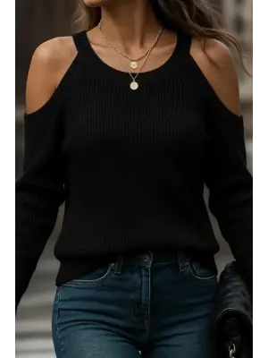 Kadın Uzun Kollu Omuzlardan Açık Askılı Yuvarlak Yaka Triko Bluz
