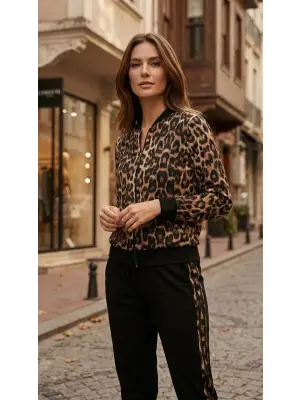 Kadın Uzun Kollu önden Fermuarlı Leopar Desen Detaylı Viskon Iki Iplik Bluz Ve Pantolon Ikili Takım