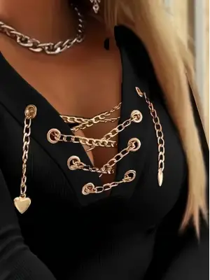 Kadın Uzun Kollu V çapraz Zincir Detaylı Kaşkorse Bluz