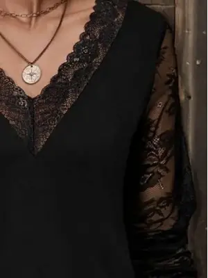 Kadın Uzun Kollu V Dantel Yakalı Viskon Bluz