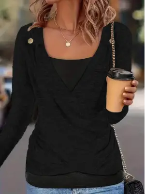 Kadın Uzun Kollu V Yaka Düğme Detaylı Yumoş Bluz