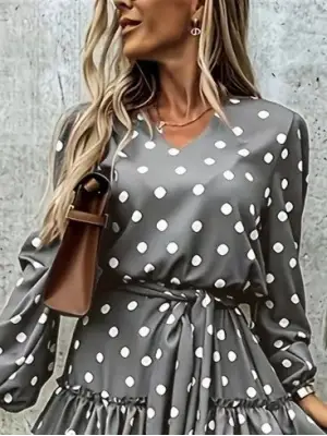 Kadın Uzun Kollu V Yakalı Belden Kuşaklı Puantiyeli Mini Modal Elbise
