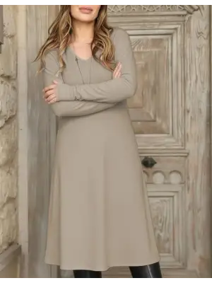 Kadın Uzun Kollu V Yakalı Salaş Midi Akrilik Elbise