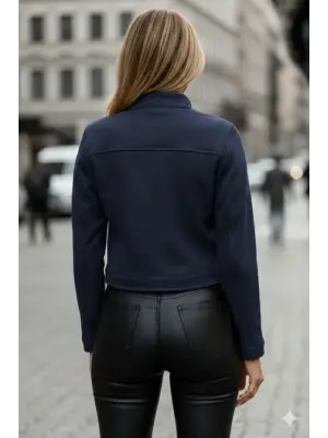 Kadın Uzun Kollu Yakadan Ve önden Düğmeli Süet Kısa Ceket