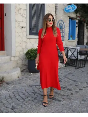 Kadın Uzun Kollu Yarı Balıkçı Yaka Midi Triko Elbise