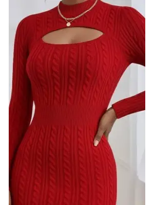 Kadın Uzun Kollu Yarı Balıkçı Yaka Pencere Göğüs Detay Mini Triko Elbise