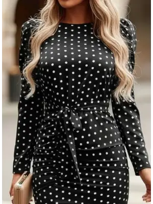 Kadın Uzun Kollu Yuvarlak Yaka Belden Kuşaklı önden Yırtmaçlı örme Krep Elbise