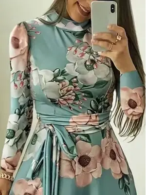 Kadın Uzun Kollu Yuvarlak Yakalı Beli Kuşaklı Desenli Süprem Uzun Elbise