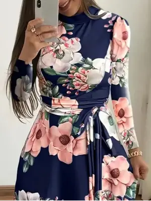 Kadın Uzun Kollu Yuvarlak Yakalı Beli Kuşaklı Desenli Süprem Uzun Elbise