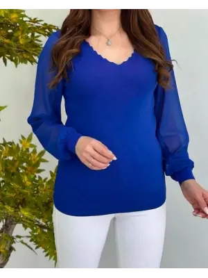Kadın V Yaka Kolları Dökümlü Tül Detay Triko Bluz