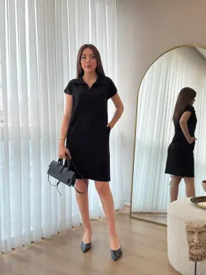 Omarı Hafif ve Şık Kadın Kısa Kollu Elbise