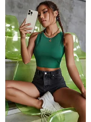 Kadın Yeşil Kare Yaka Crop Top Bluz