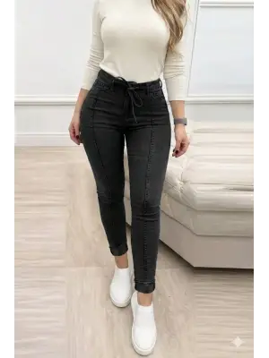 Kadın Yüksek Bel Belden Kuşaklı Yırtık Detaylı Kot Pantolon