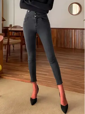 Kadın Yüksek Bel önden Düğmeli Cepli Dar Kesim Detaylı Kot Pantolon