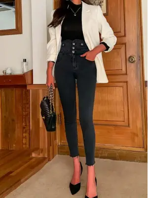 Kadın Yüksek Bel önden Düğmeli Cepli Dar Kesim Detaylı Kot Pantolon