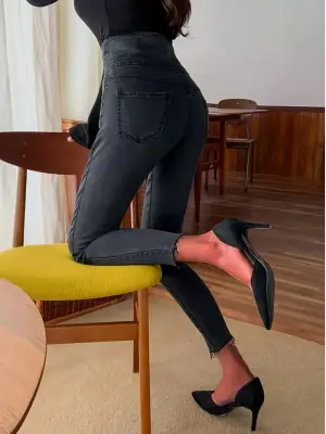 Omarı Yüksek Bel Cepli Kot Pantolon