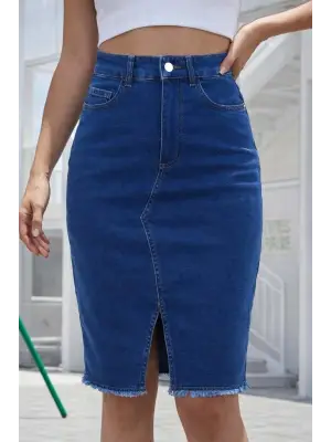 Kadın Yüksek Bel önden Yırtmaçlı Kısa Kot Etek