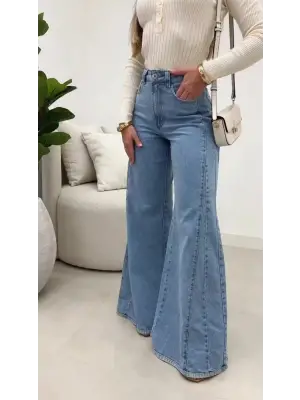 Kadın Yüksek Bel Paçaya Doğru Geniş Kesimli Kot Pantolon
