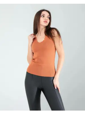 Omarı Kalın Askılı Kahve Crop Bluz