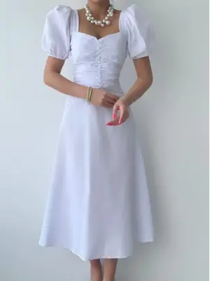 Kare Yaka Düğmeli Elbise