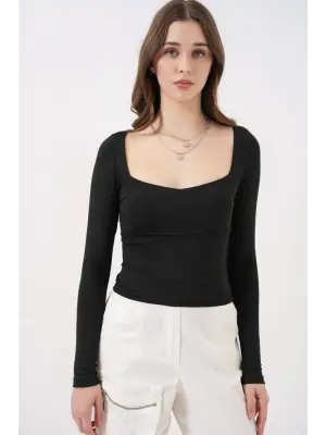 Şık Slim Fit Bluz - Kare Yaka Etkileyici