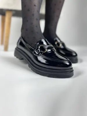 KB-ZN101 Kuback Kömür Rugan Günlük Kadın Babet