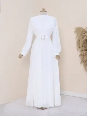 Omarı Modern Pileli Beyaz Tesettür Elbise
