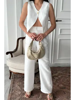 Omarı Şık Keten Takım - Beyaz