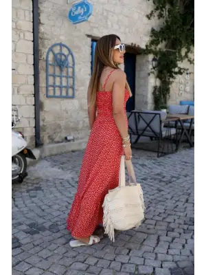 Kırmızı Eteği Fırfırlı Elbise