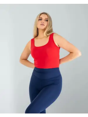 Omarı Zarif Çizgileriyle Kırmızı Basic Bluz