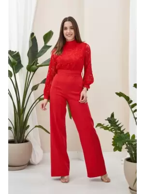 Kırmızı Üstü Dantel Tulum