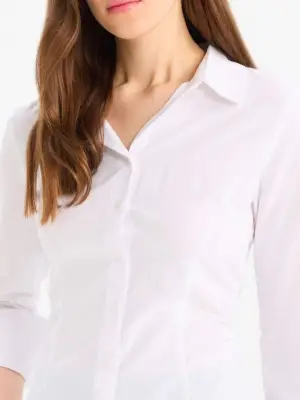 Omarı Şık ve Geniş Kol Detaylı Gömlek