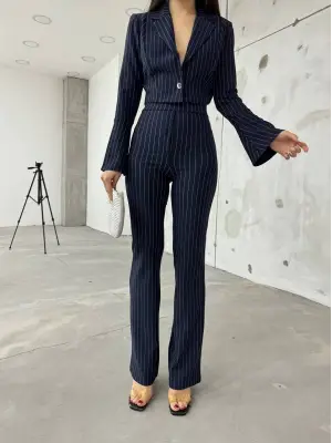 Modern İspanyol Kollu Çizgili Takım