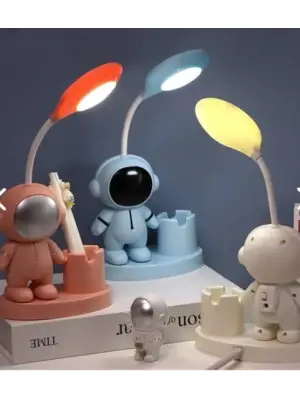 Led Astronot Masa Lambası Ve Kalemlik