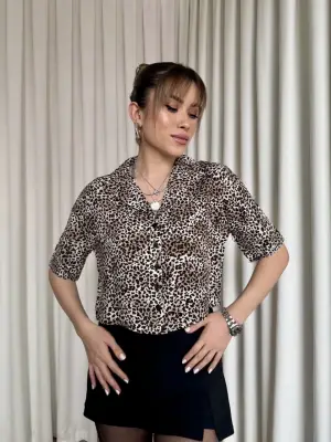 Etkileyici Leopar Desenli Crop Gömlek
