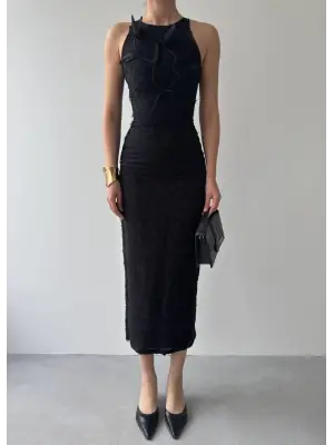 Omarı Zarif Çiçek Desenli Elbise