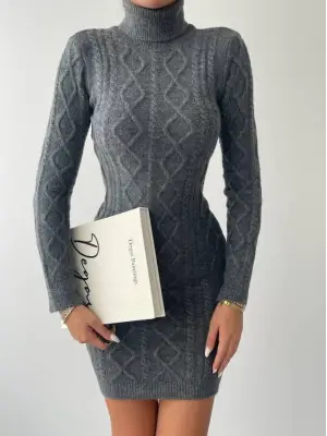 Omarı Boğaz Detaylı Şık Mini Elbise