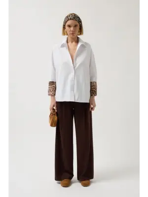 Minimal Manşet Detaylı Gömlek