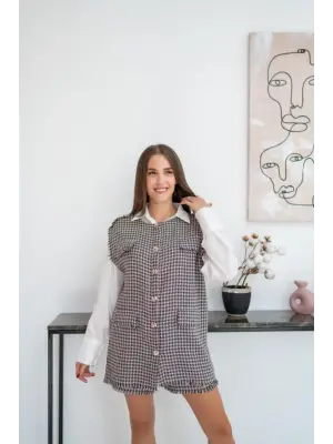 Şık Mavi Kazayağı Desenli Yelek ve Şort Takım