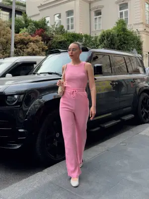 Omarı Şık Atletli Kaşkorse Takım