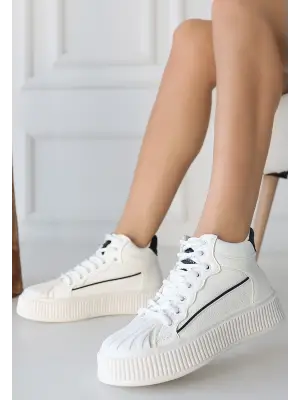 Omarı Spor Ayakkabı Siyah Detaylı Bağcıklı Modelleri