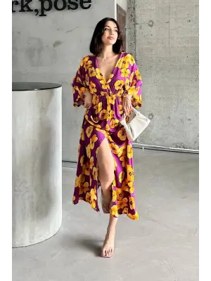 Omarı Çiçek Desenli Şık Elbise Modelleri