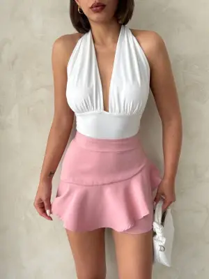 Omarı Yüksek Bel Fırfırlı Kısa Şort